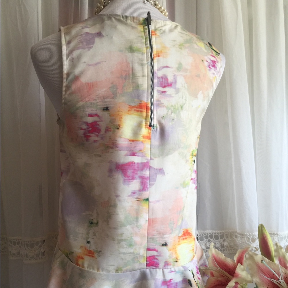 H&M ladies flowers peplum top - Picture 6 of 7
